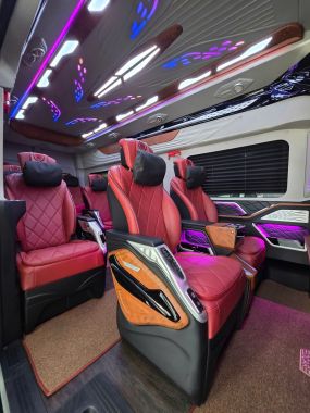 XE LIMOUSINE 9 Chỗ