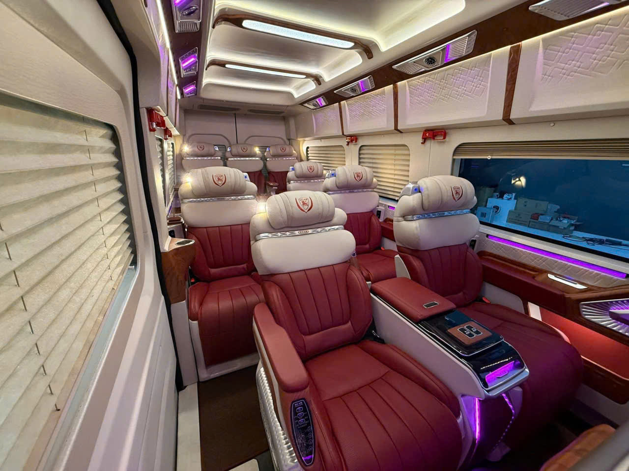 Bảng Giá Thuê Xe Limousine Tại TP.HCM Mới Nhất Tháng 4/2026